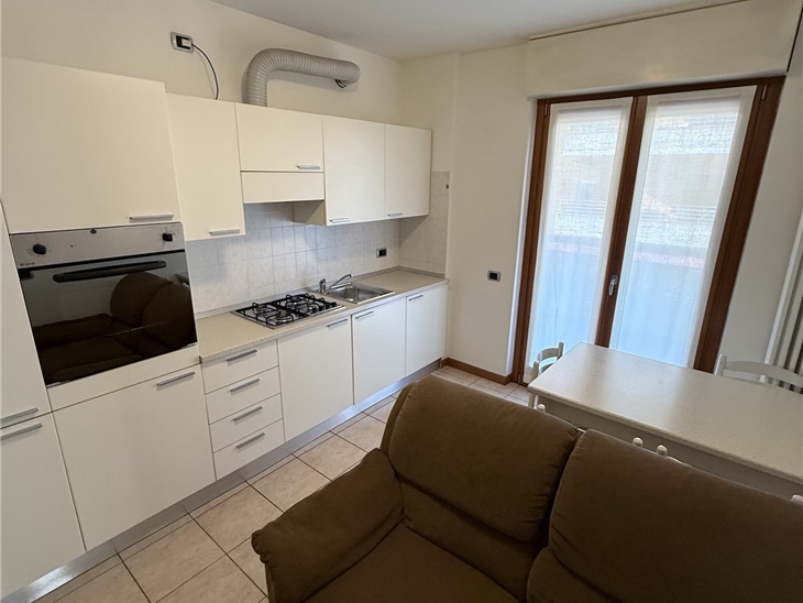 Appartamento, villa, negozio e affitto | BERGAMO Via Monte Cornagera 26